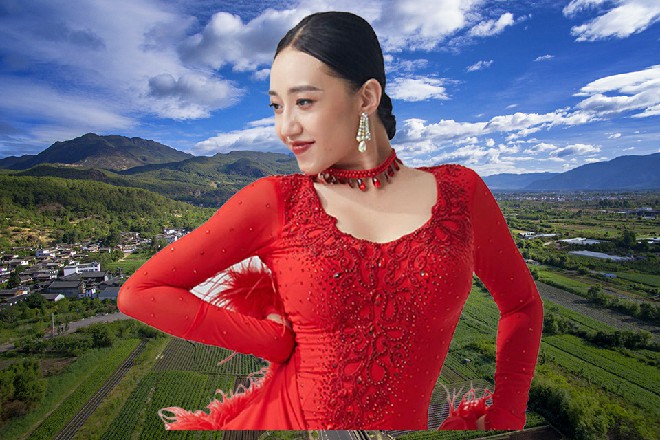 苗甜撅着嘴巴，这哪里是一瓶酒啊，感觉根本就是直接喝钱