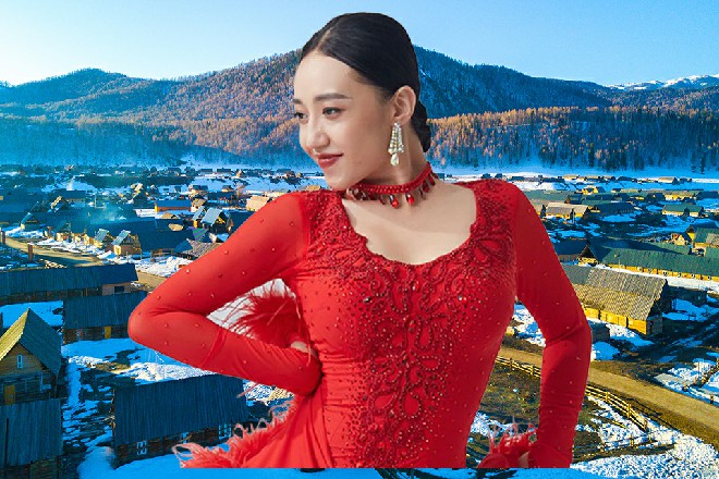 但就在这时候，旁边走过来一个人来，直接抢到了苏曼s的前面