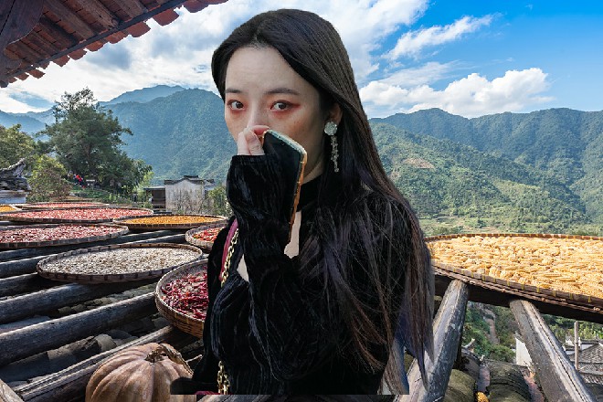 偃月刀直接崩碎，后面一栋房子也被打碎，成了废墟