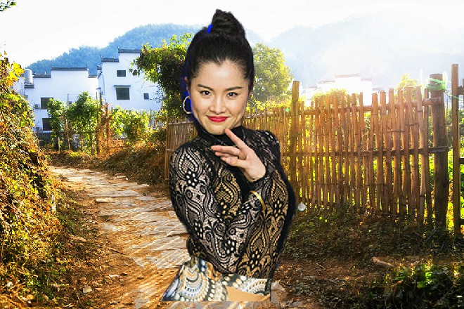 听说你们星月城特酿的女儿红不错可否给我来上一壶