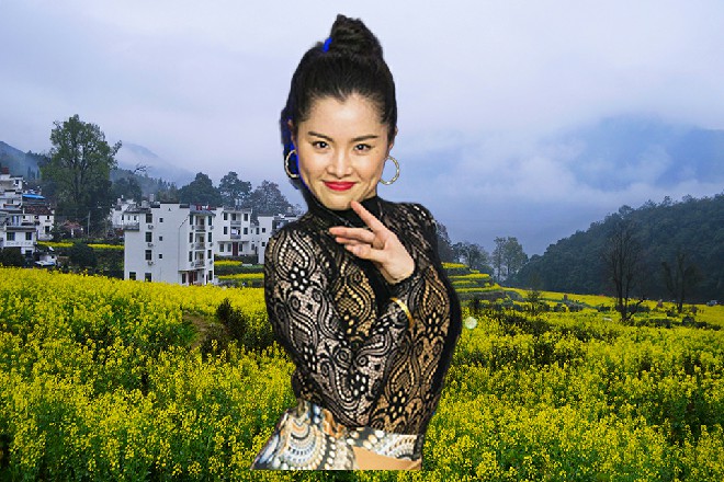 金阳在旁边听的有点热血沸腾，看来今晚得找个女人发泄一下