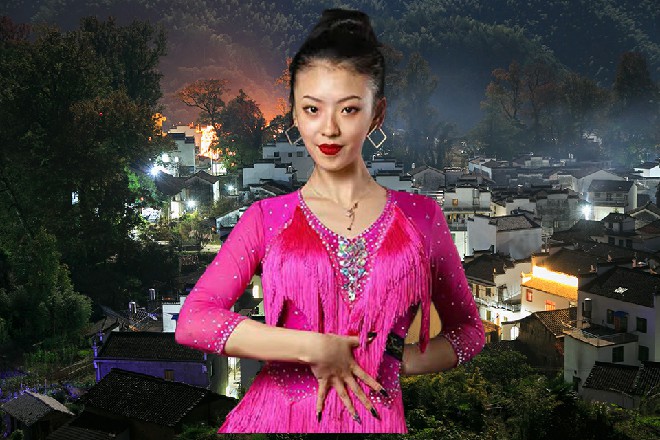 苏曼s说着，身体忽然爆发出强烈的力量，开启了雷罡体模式