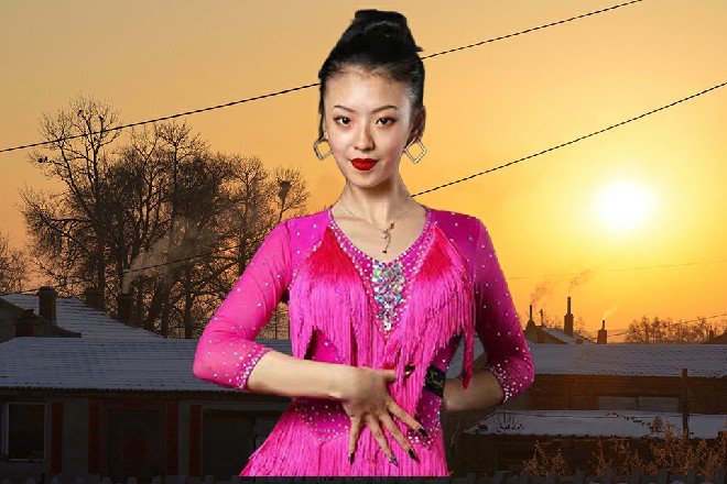 王玥狠狠白了诺曦S一眼，这个家伙，一点正行都没有