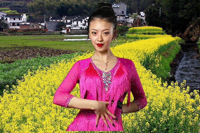 苗甜收回了自己的小手，若依继续说道：撒谎就让我天，