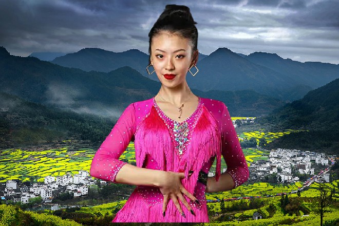 他拎着七星剑，一副仙风道骨的模样，我们速战速决