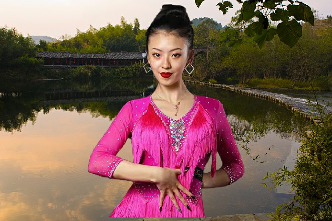 于大山忽然一把拦住了马军，追问到，你说啥，他们叫紫罗兰