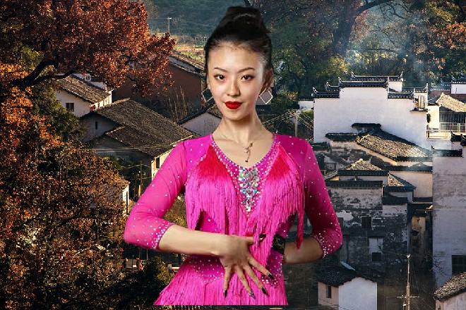 朱雀的话已经憋了一路了，下车的时候，她终于忍不住问道