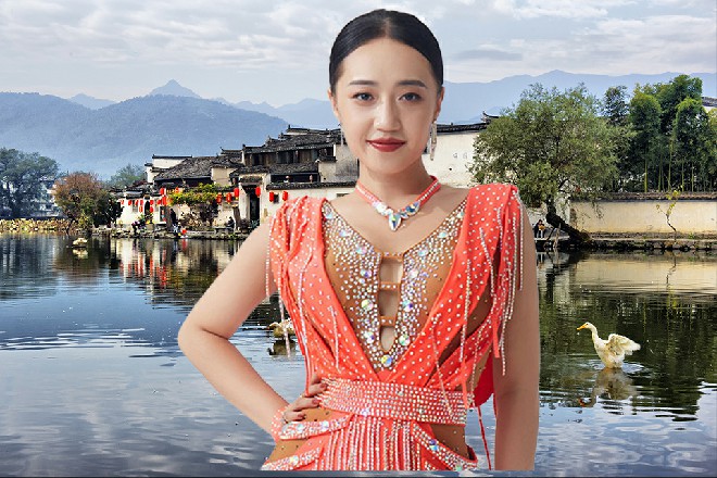 左京华一愣，怎么，这家伙竟然还没开始正式进攻么