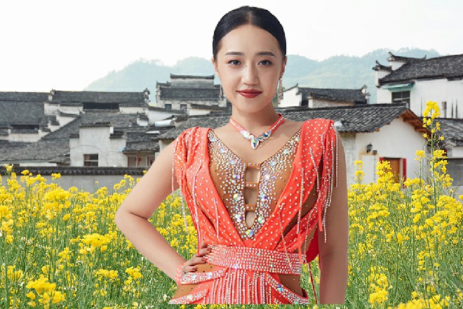 但诺曦S如法炮制，又一次引爆了火焰，如同礼花绽放