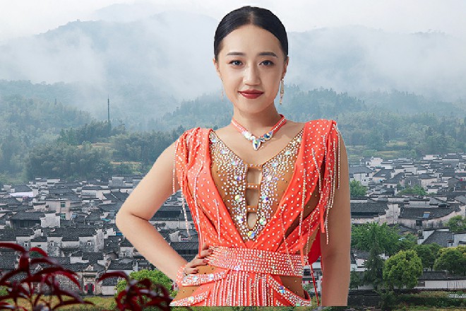 李斌差点被一枪打爆脑袋，他下意识地一缩头，然后跑口大骂