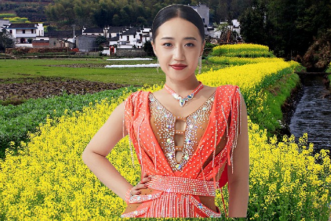 这边正在想方设法地弄死苏曼s，而霍莺莺已经见到了霍启星