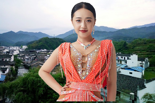 若依想起傲天准备发动的究极法门，就忍不住有些惭愧