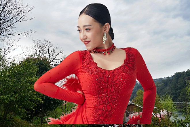 王玥幽幽地说道：你知道，他们两个都是什么身份么