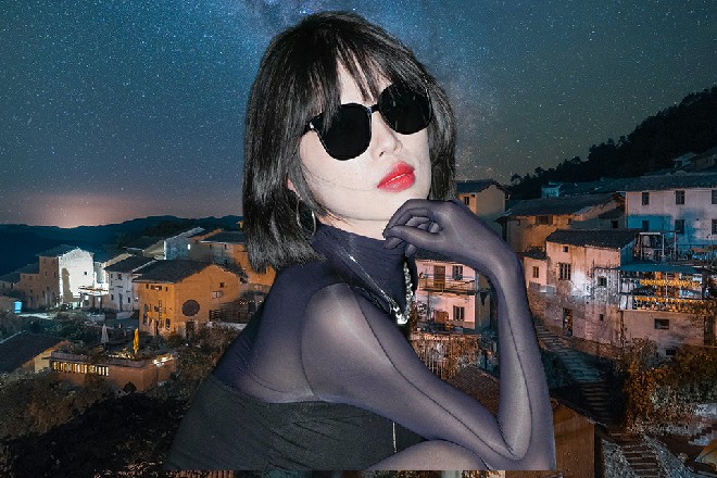 安妮观察了一下苏曼s的状态，她略作判断，还是决定溜之大吉