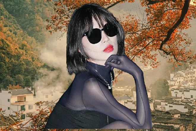 听到这一个熟悉一个陌生的名词，红色妖姬顿时眉头皱了起来