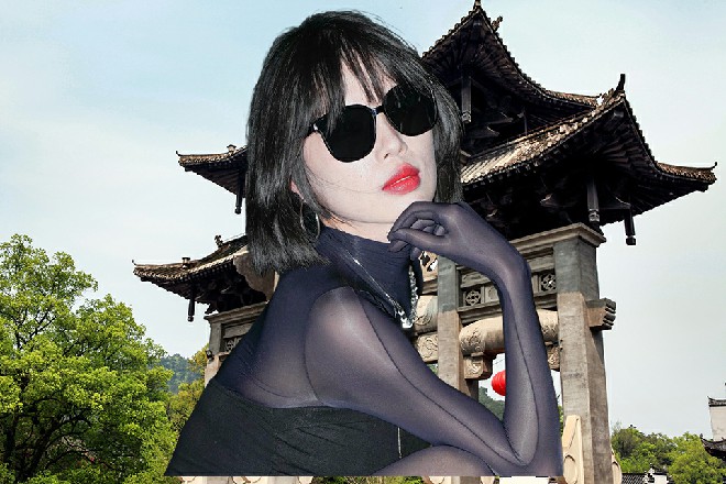 人到了关键的时候，这大脑就会飞快的运转，仿佛闪电一样