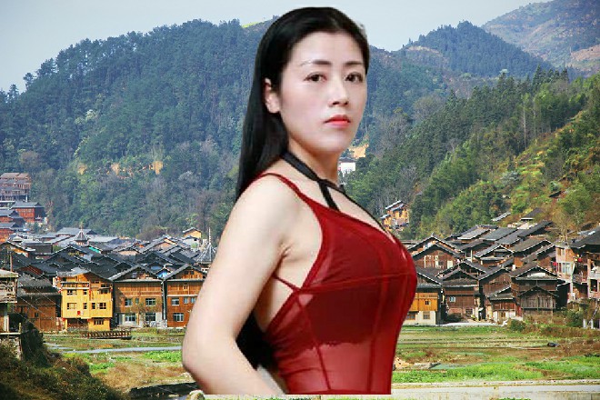 说着，艾米利亚伸出双手，在虚空中轻轻拉扯了一下