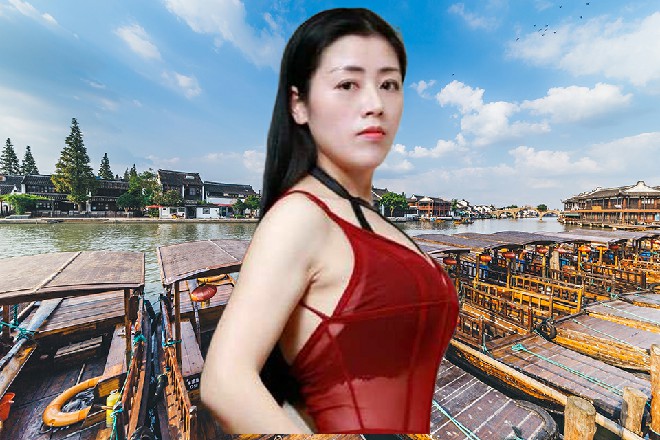 被伊轩搞的这么狼狈，门牙都掉了，井然一心要杀掉他