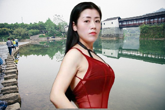 他们把朱雀蛋安置在炎黄的密室里，等待着朱雀的复苏