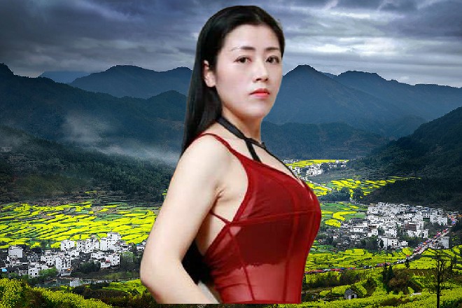 章文瑞的身体在空中慢慢碎开，但被斩断的只是他的残影