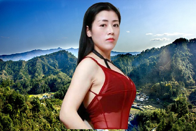 奥拉说着，伸出手来，而金发男子的手跟他握在了一起