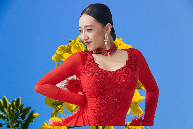 诺曦S对左小龙说道：现在的确是新愁旧怨了，不是么