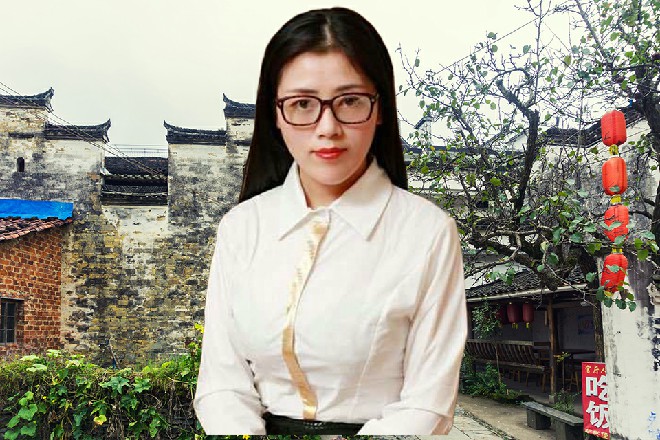 一排银针向着诺曦S射了过来，他伸出右臂，挡在身前