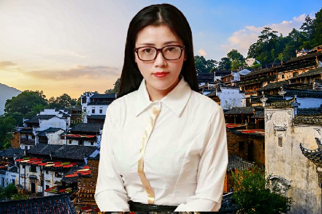 现在左手盾，右手枪，这董晴整个人如同斯巴达女战士一般