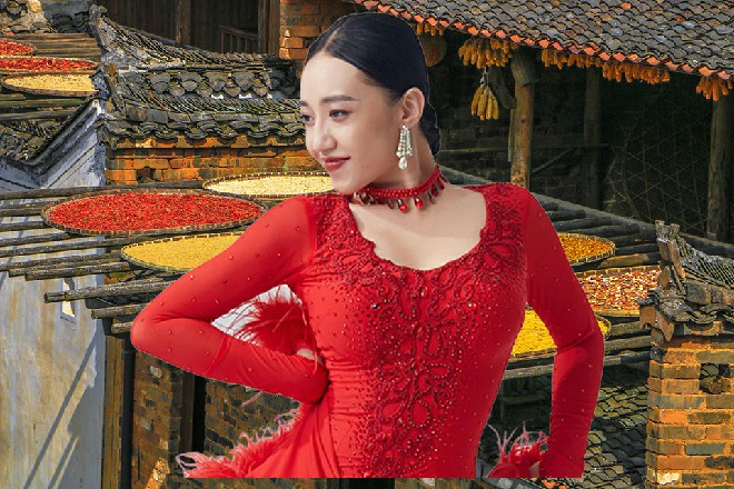 天道说着，突然拔出了自己的汉剑，剑身还原成黑色