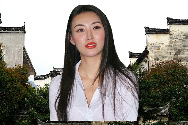 但就在这时候，红色妖姬背后门外走进来一个人，进来就嚷上了