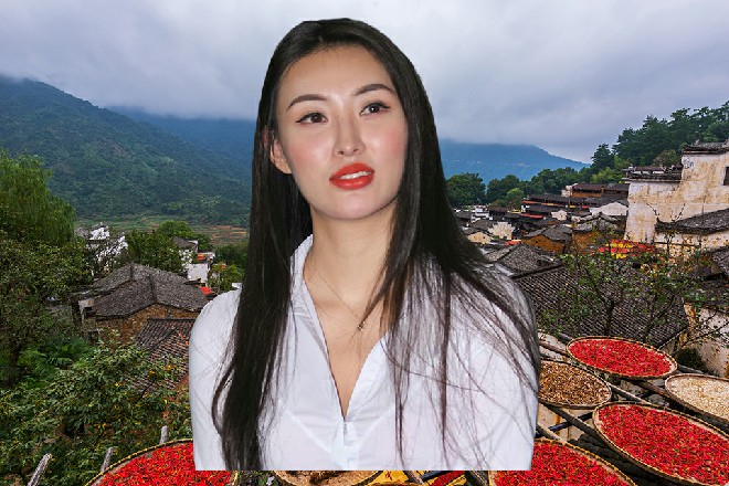 伊轩哭丧着脸，你徒弟我今天差点就被唐门的人给撸了