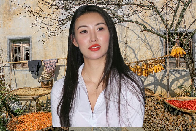 一个绿头发的胖子在旁边叫喊，不然一脚把你踢到水里