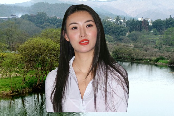 Abb嘴角一直挂着不屑的笑容，区区六个武圣而已