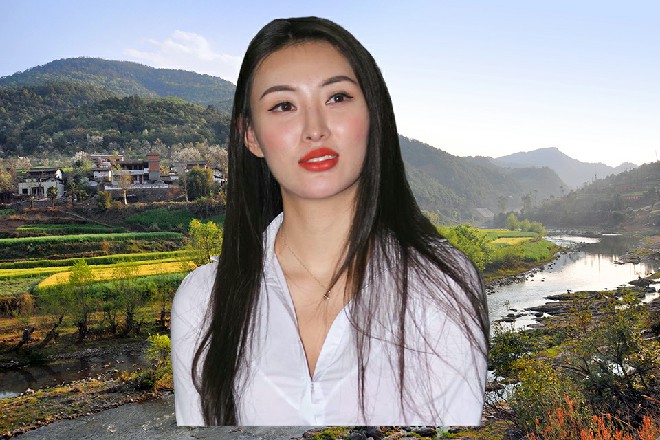 红色妖姬点点头，他准备搞一个盛大的创派大典，广邀天下英雄