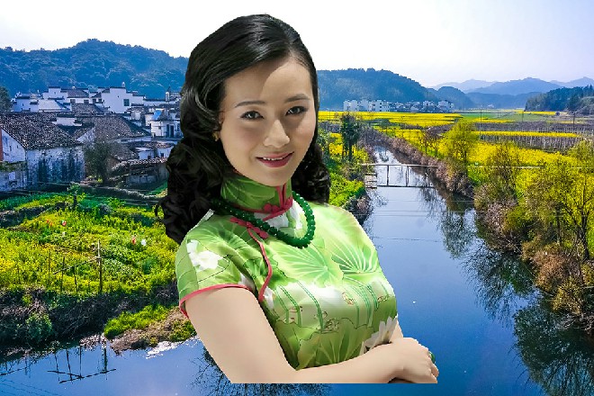 这光线眨眼间到了基尔身前，被基尔用一双翅膀给挡了下来