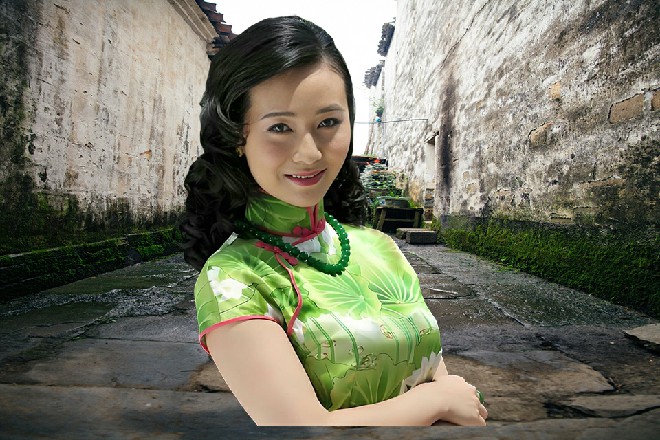 苏曼s这辆车，自然就是超级不起眼了，连个接待员都看不上