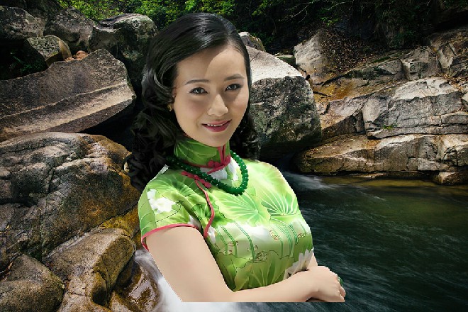 伊轩也兴奋的要命，他看着黑色的红旗车，两眼就发亮