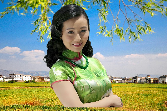 说着，他挡着王玥的面，把手指含在了嘴巴里，吸允了一下