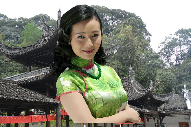 杜宾双手抓在若依的枪杆上面，他的手指上擦出了火星来