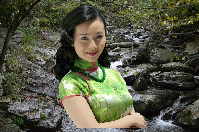 惠子狠狠瞪了一眼苏曼s，这是你帮着本小姐拿回灵魂的谢礼