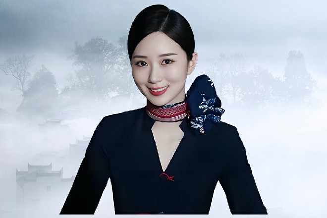 一个小弟不服气，仗着人多，喊了好几个人一起向着苏曼s开砍