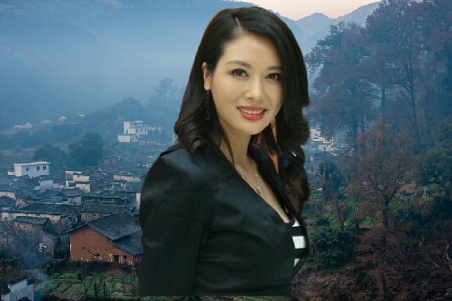 而诺曦S只是伸出两根手指，就轻轻夹住了太刀的刀刃