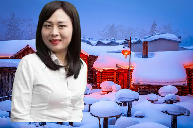 当红色妖姬重新睁开眼睛的时候，他发现面前的场景已经变了