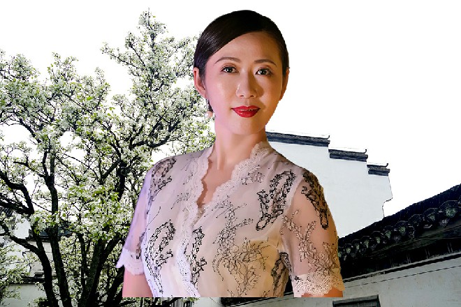 王庄想到这里，运用宝珠的力量，又长出了两个头颅来