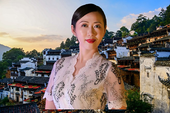 蓝水心赶忙说道：再说了，他是个下人，你在意他干嘛