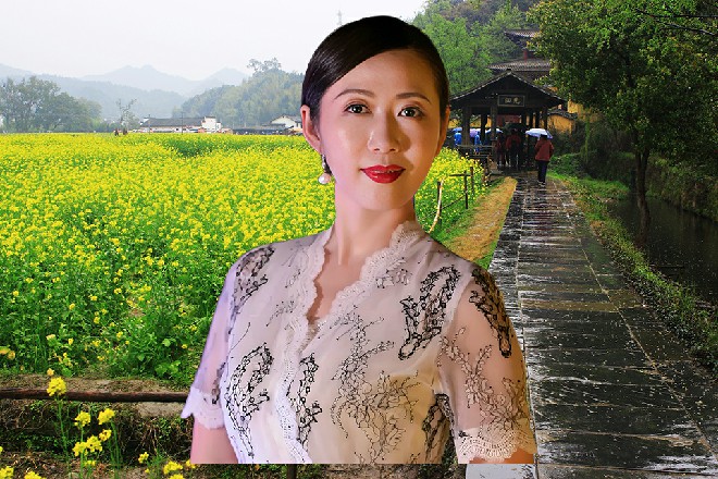 水华在这个骗子的带领下，东拐西拐地，不知道走了多远