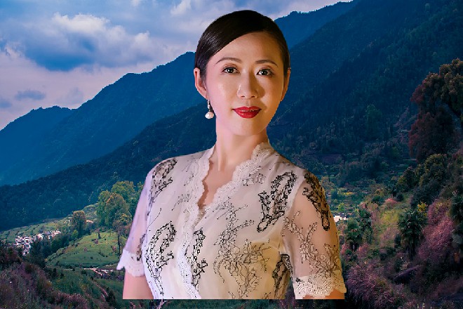 苏曼s说着，身体忽然爆发出强烈的力量，开启了雷罡体模式