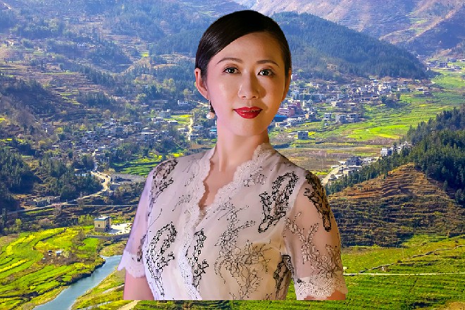 红色妖姬眉毛微微扬了扬，看来这个桑多对伊丽莎白有意思啊