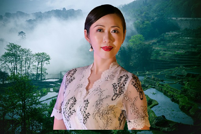 但若依根本不在意，他直接双手合十，然后身体往下一坠