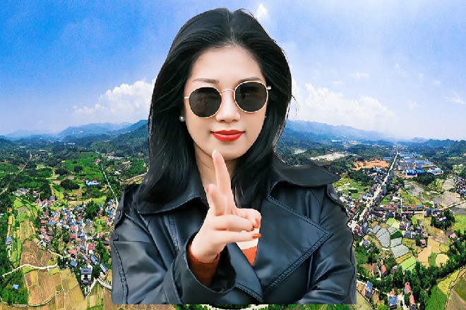 小公子另一只手控制着冷优优，丢出了五道剑气过来